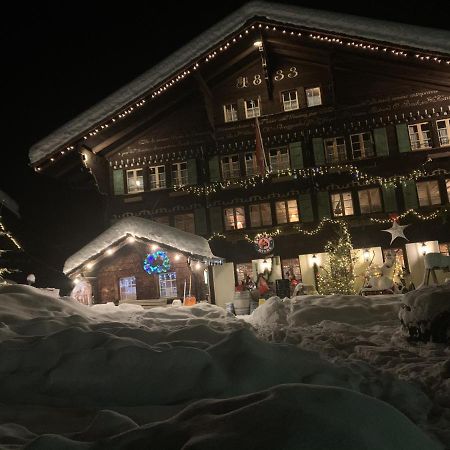 Auberge De L'Ours Vers L'Eglise Esterno foto