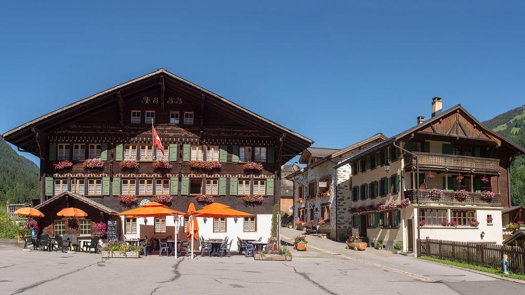 Auberge De L'Ours Vers L'Eglise Esterno foto